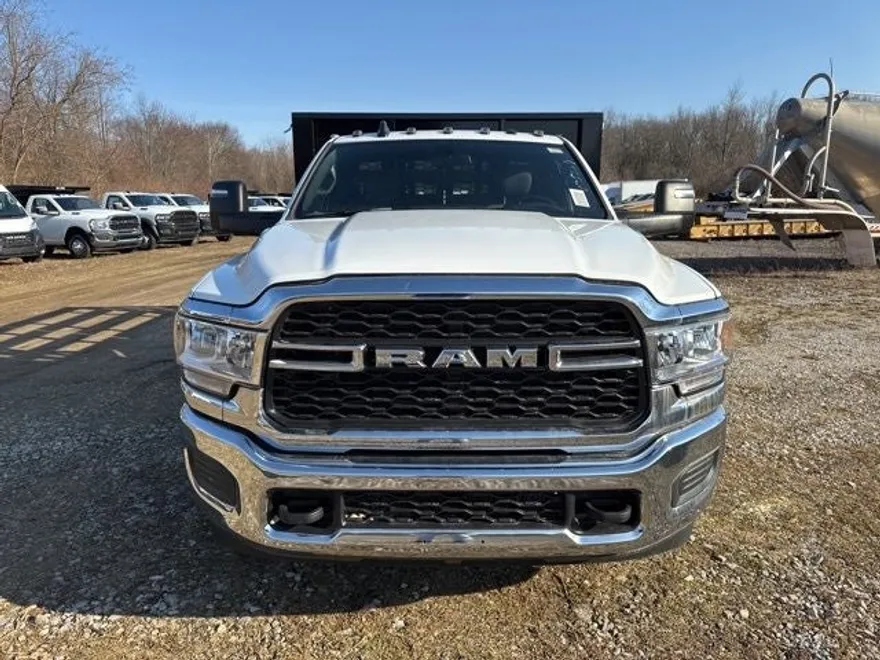 2024 Ram 3500 Tradesman photo 1
