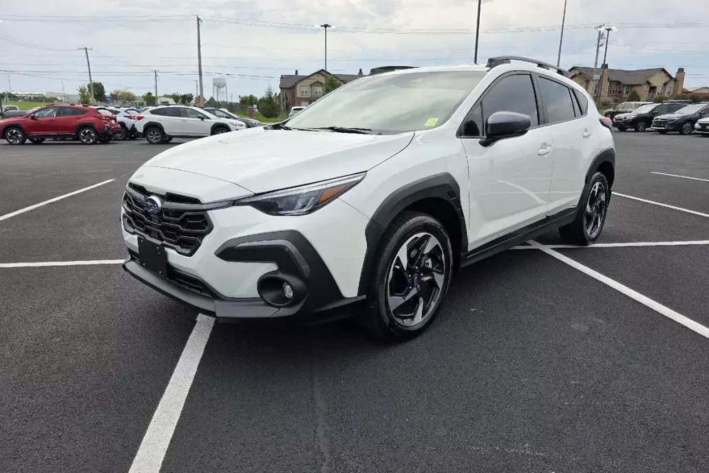 2024 Subaru Crosstrek Limited photo 1
