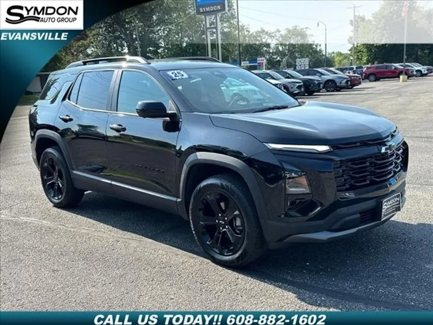 2025 Chevrolet Equinox LT photo 1