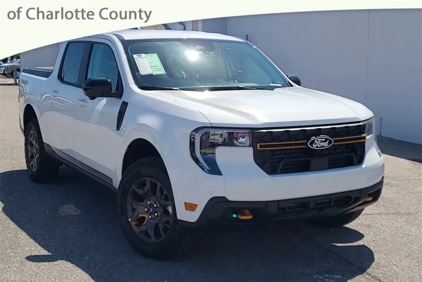 2025 Ford Maverick Tremor photo 1