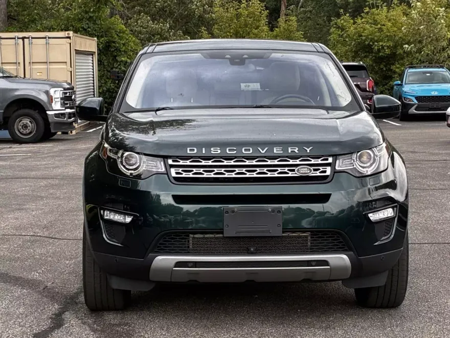 2017 Land Rover Discovery Sport HSE photo 1