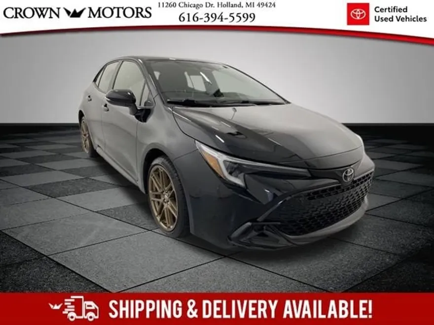 2024 Toyota Corolla SE photo 1