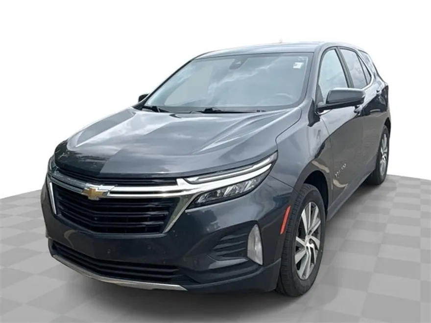 2023 Chevrolet Equinox LT photo 1