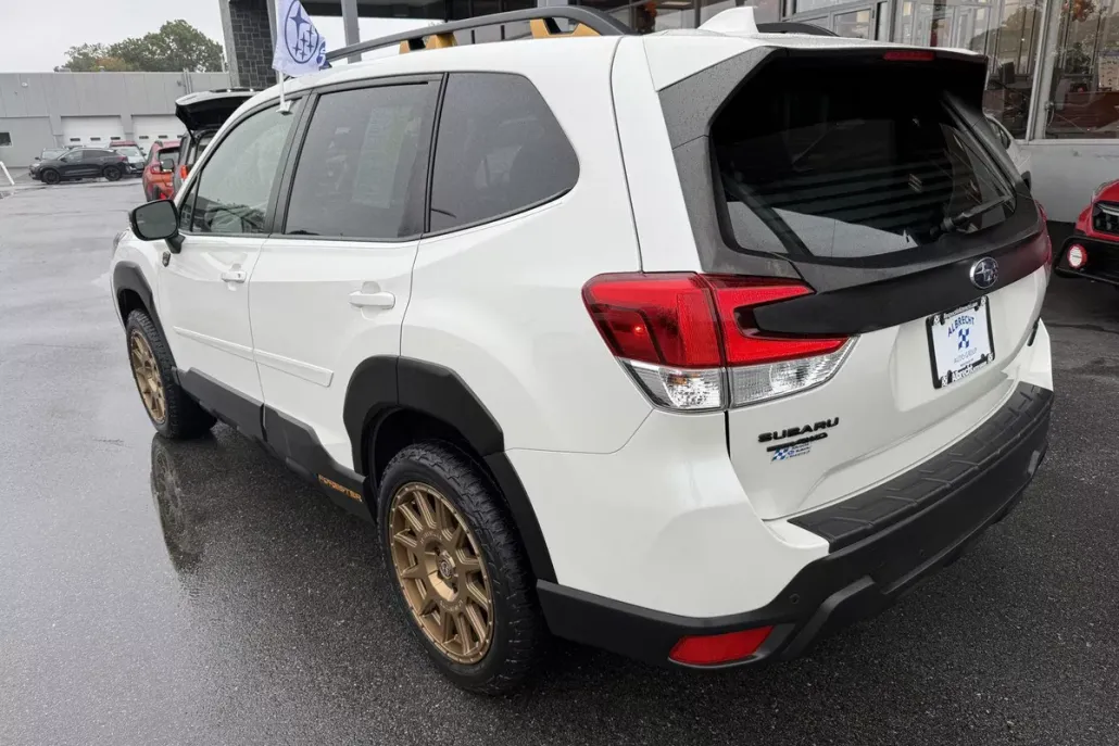 2022 Subaru Forester Wilderness photo 1