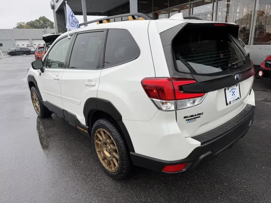 2022 Subaru Forester Wilderness photo 1
