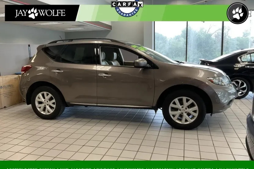2011 Nissan Murano SL photo 1