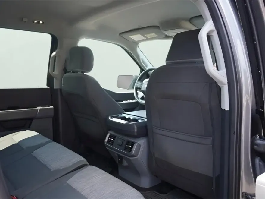 2022 Ford F-150 XLT photo 1