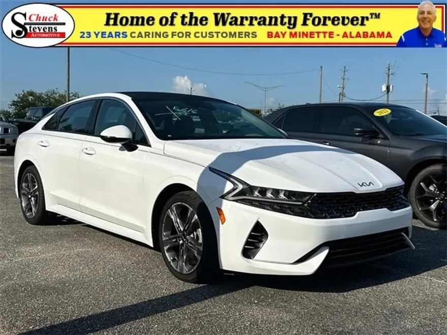 2022 Kia K5 EX photo 1