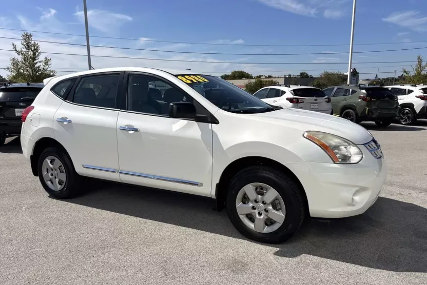 2011 Nissan Rogue AWD S photo 1