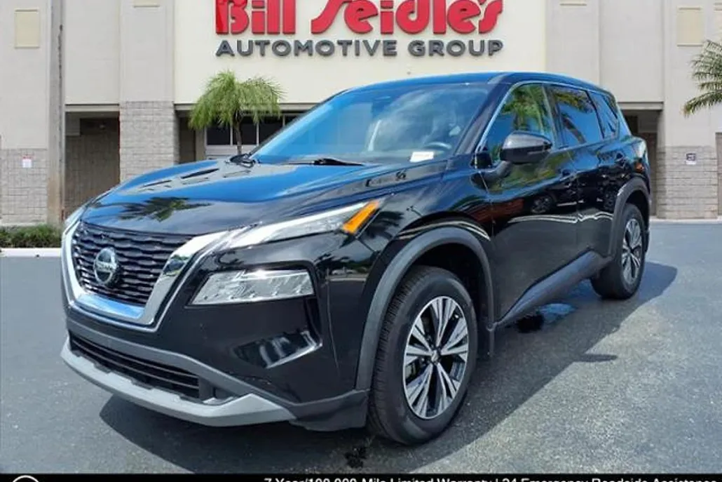 2021 Nissan Rogue SV photo 1