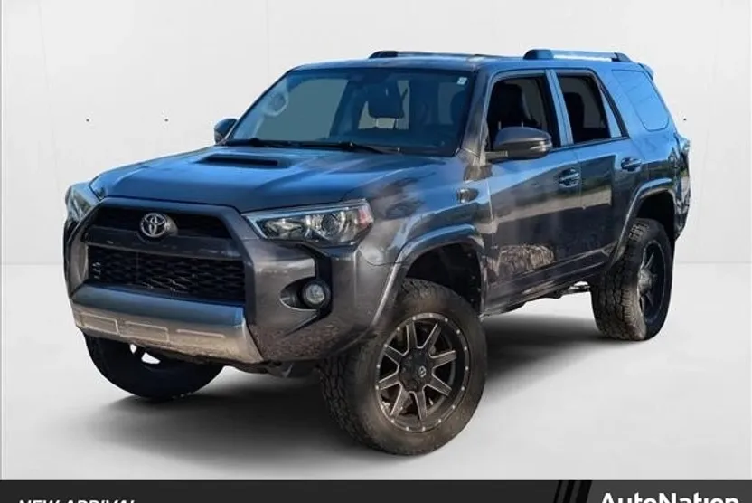 2014 Toyota 4Runner 4WD V6 Trail Premium photo 1