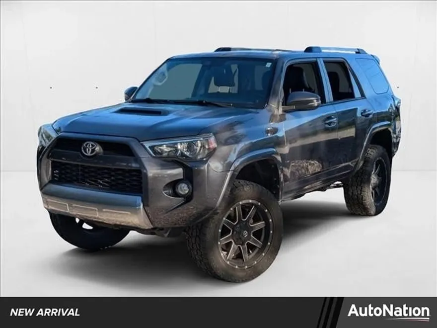 2014 Toyota 4Runner 4WD V6 Trail Premium photo 1