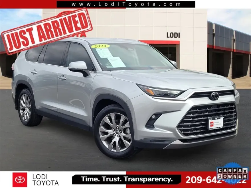 2024 Toyota Grand Highlander Limited photo 1