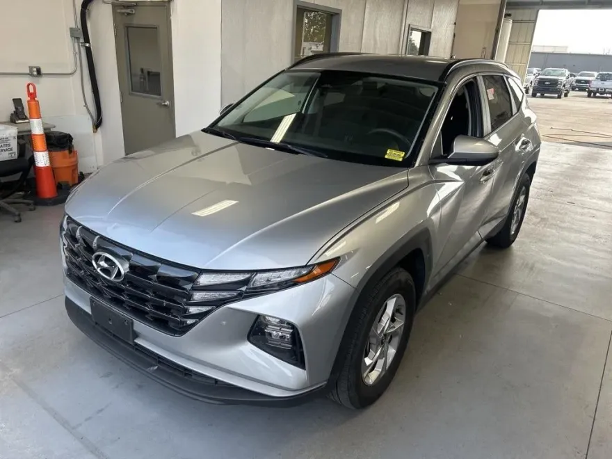 2024 Hyundai Tucson SEL photo 1