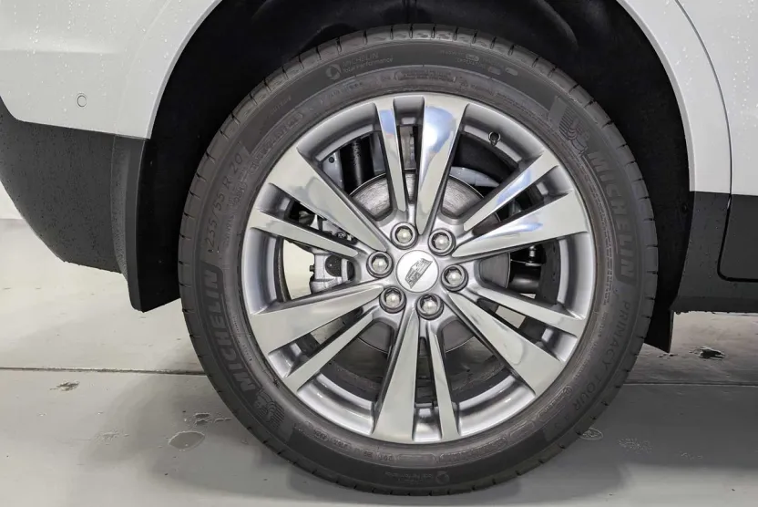 2025 Cadillac XT5 Premium Luxury photo 1