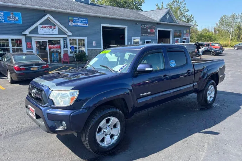 2012 Toyota Tacoma V6 photo 1