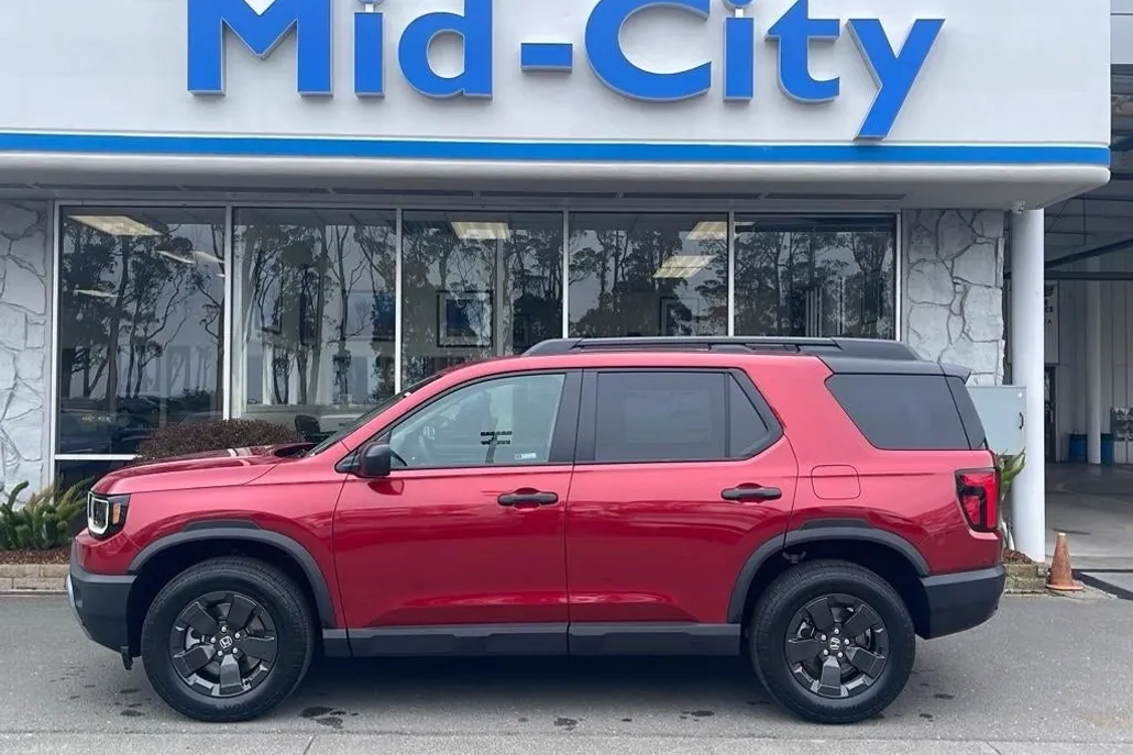 2026 Honda Passport photo 1