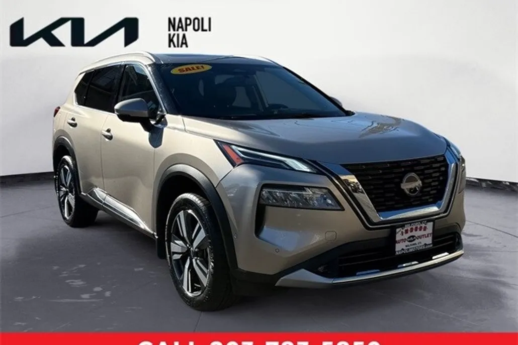 2022 Nissan Rogue Platinum photo 1