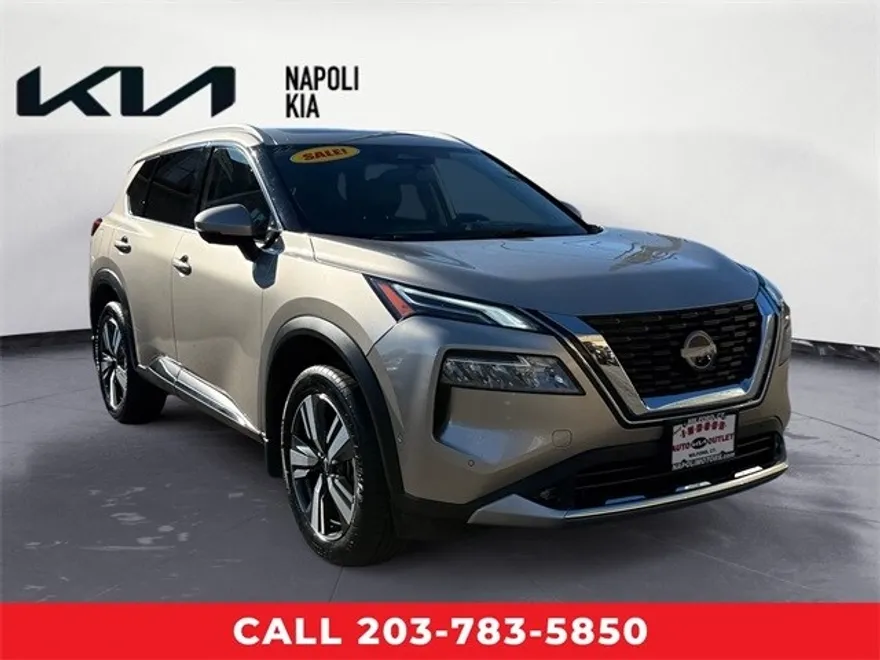 2022 Nissan Rogue Platinum photo 1