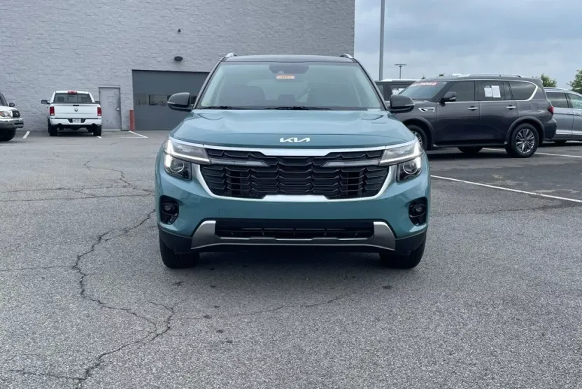 2026 Kia Seltos S photo 1
