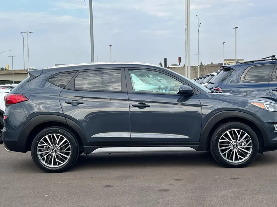 2019 Hyundai Tucson SEL photo 1
