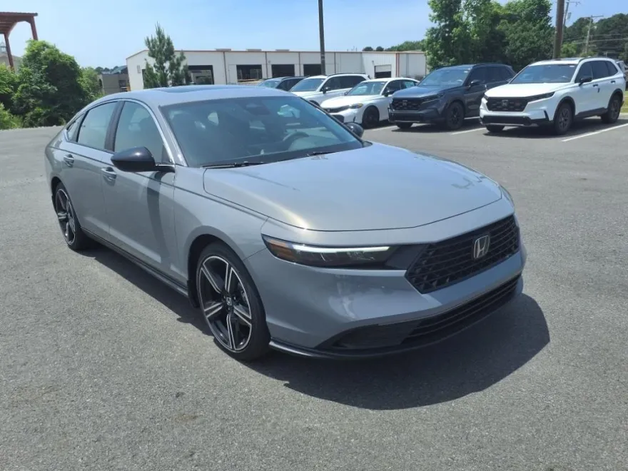 2025 Honda Accord Hybrid Sport photo 1