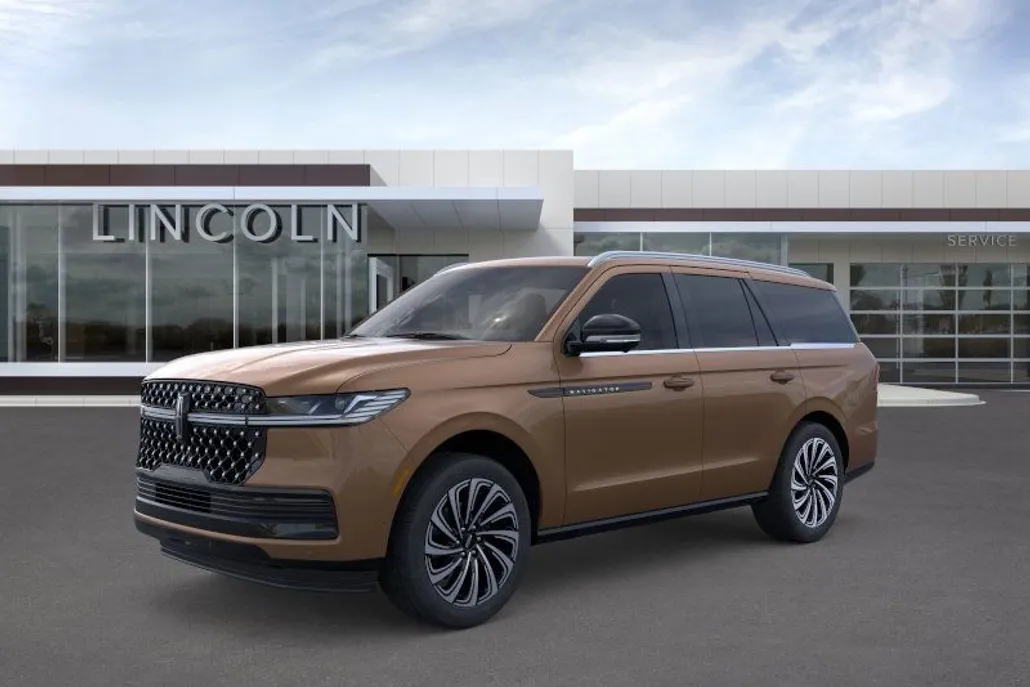 2025 Lincoln Navigator Black Label photo 1