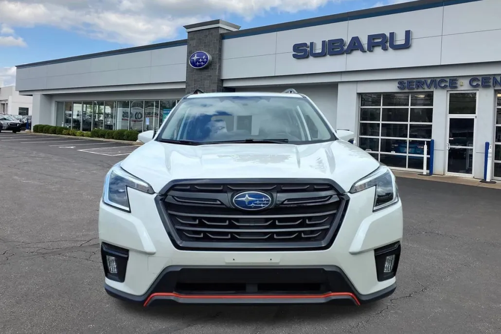 2024 Subaru Forester Sport photo 1