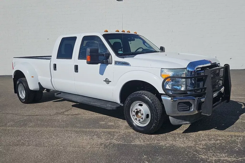 2011 Ford F-350 photo 1