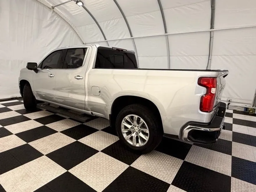 2022 Chevrolet Silverado 1500 LTZ photo 1