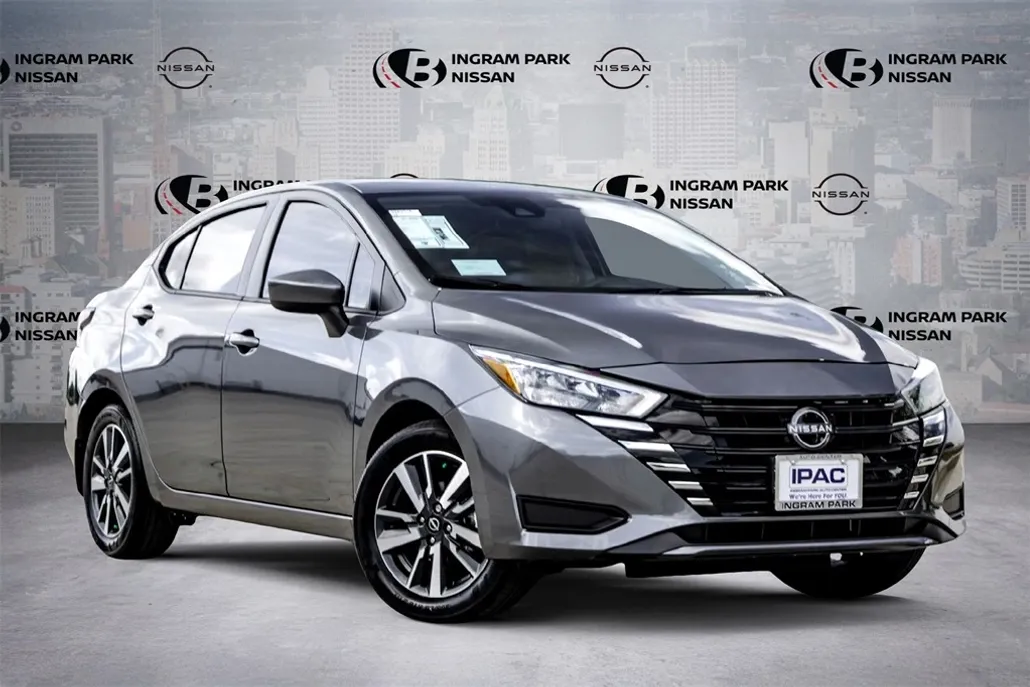 2025 Nissan Versa SV photo 1
