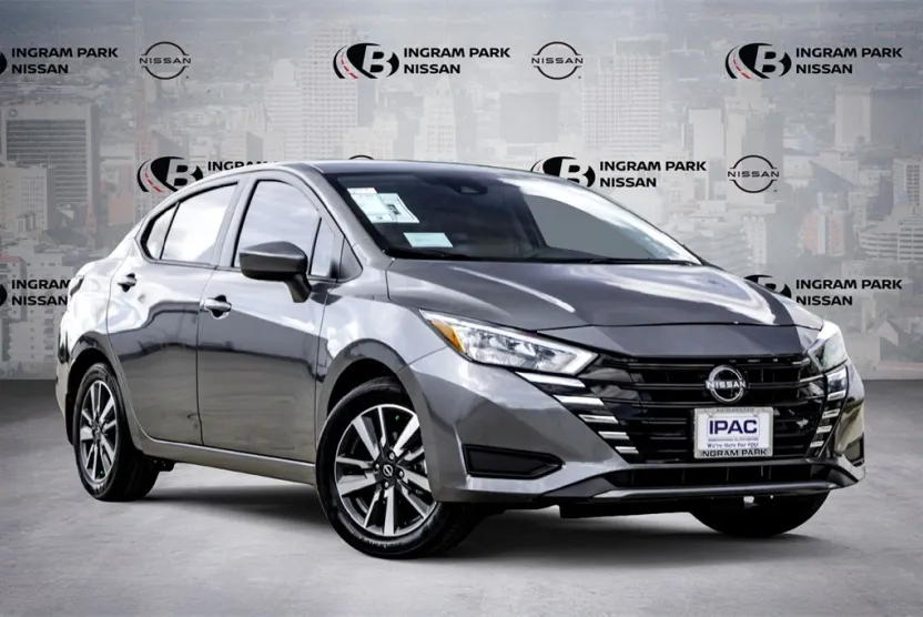 2025 Nissan Versa SV photo 1