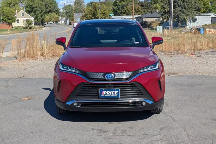 2023 Toyota Venza Limited photo 1