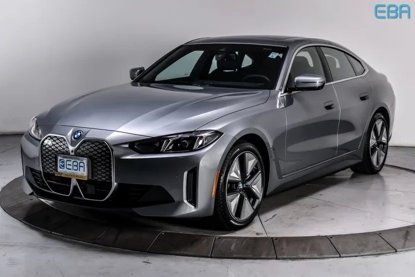 2025 Bmw i4 xDrive40 photo 1