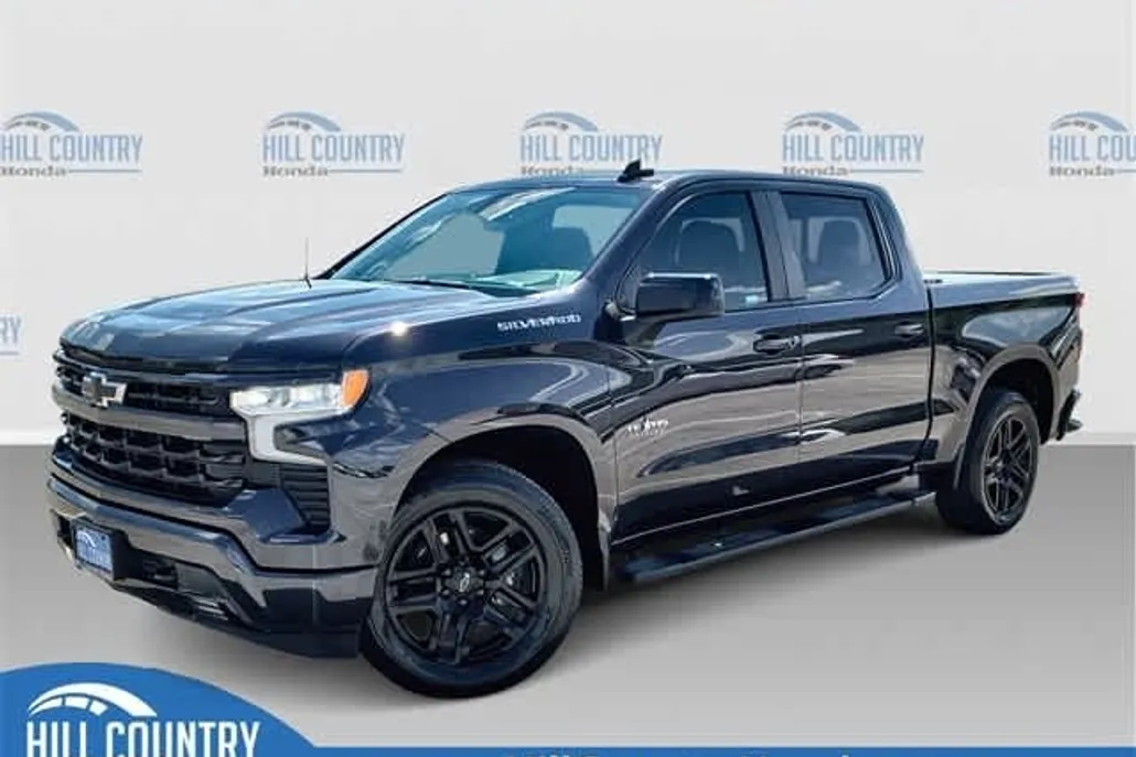 2024 Chevrolet Silverado 1500 RST photo 1