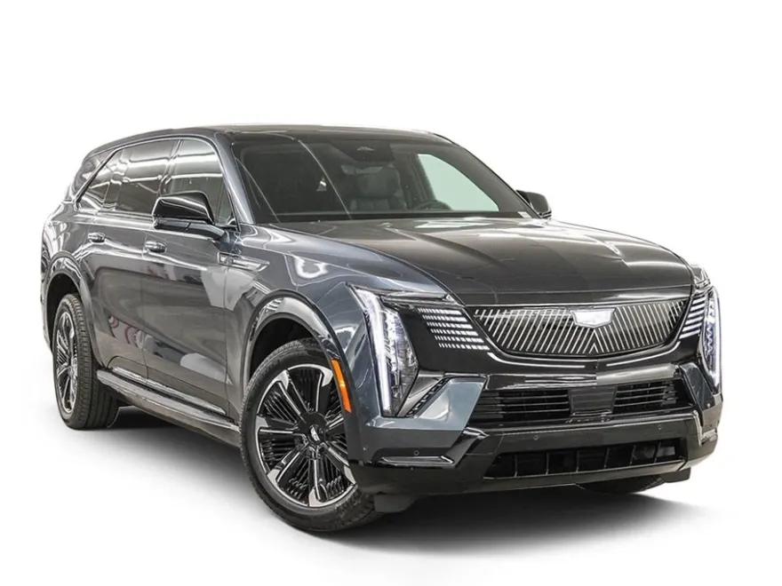 2025 Cadillac Escalade IQ Sport photo 1