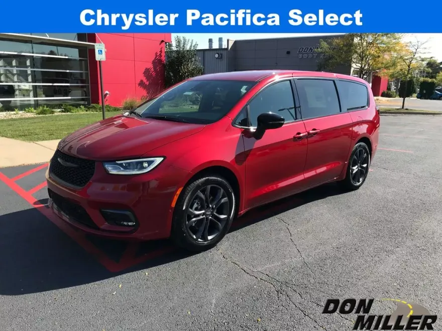 2026 Chrysler Pacifica photo 1