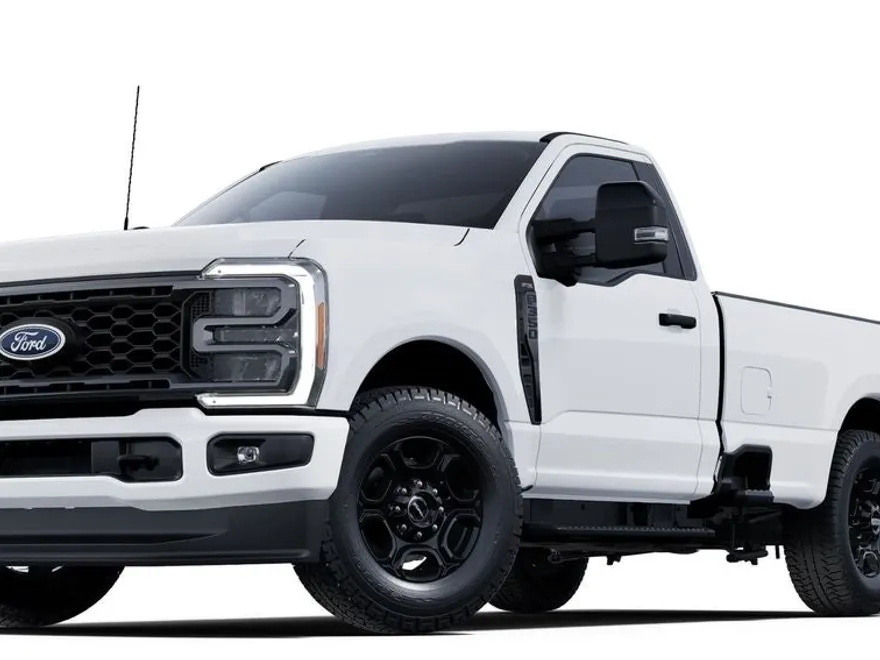 2025 Ford F-350 photo 1