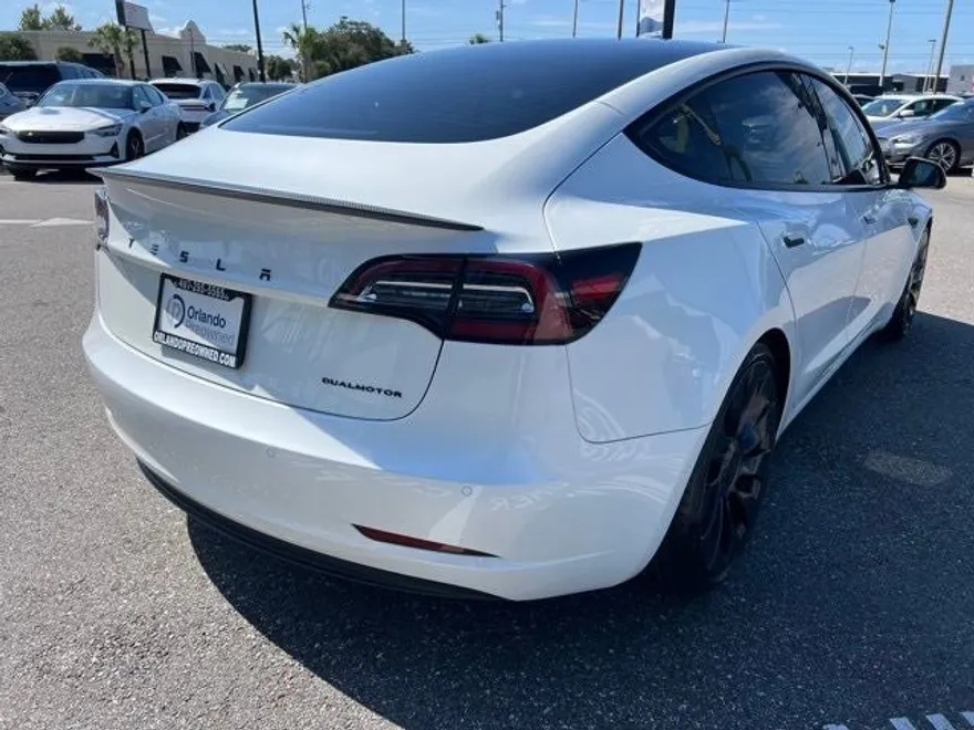 2022 Tesla Model 3 Performance photo 9