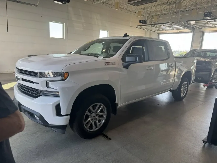 2020 Chevrolet Silverado 1500 RST photo 1