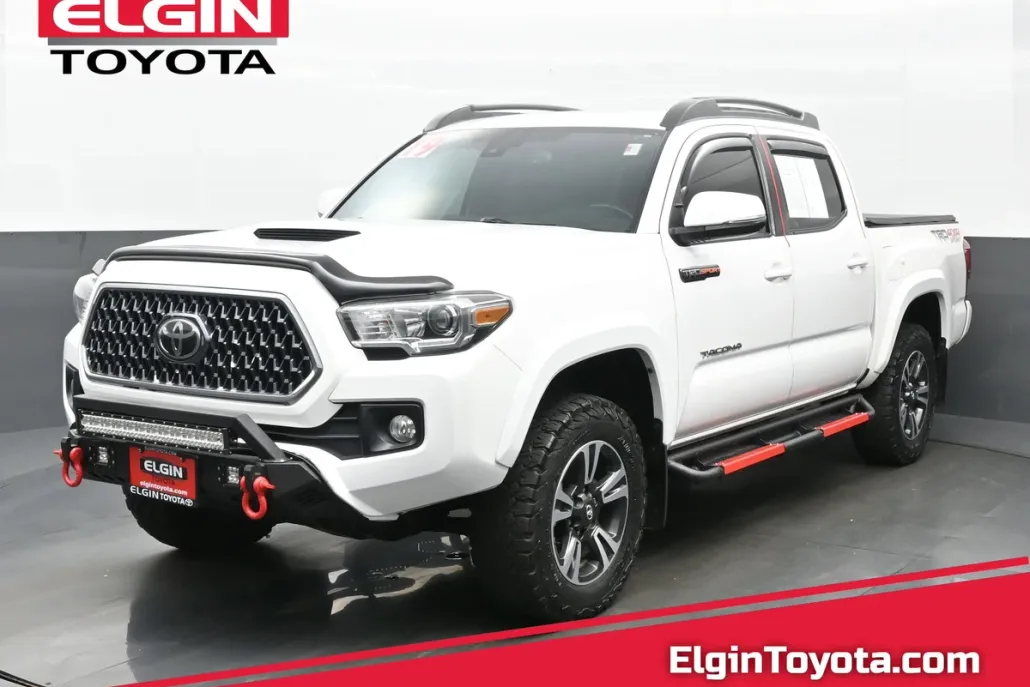 2019 Toyota Tacoma TRD Sport photo 1