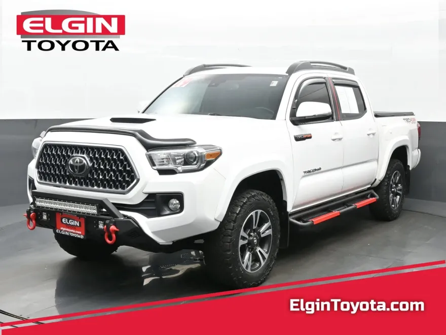 2019 Toyota Tacoma TRD Sport photo 1
