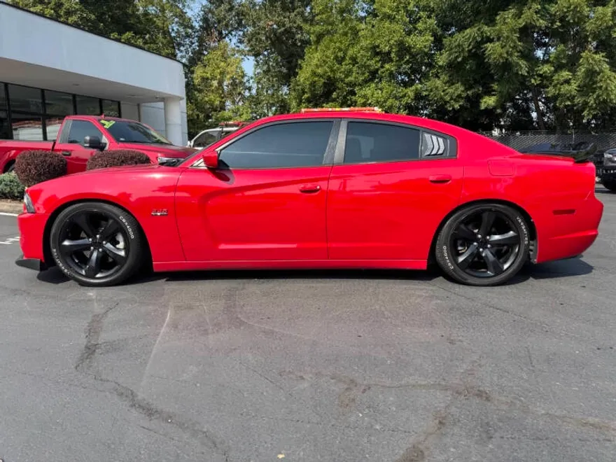 2014 Dodge Charger R/T photo 1