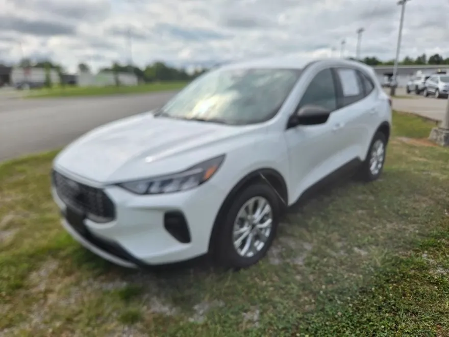 2023 Ford Escape Active photo 1