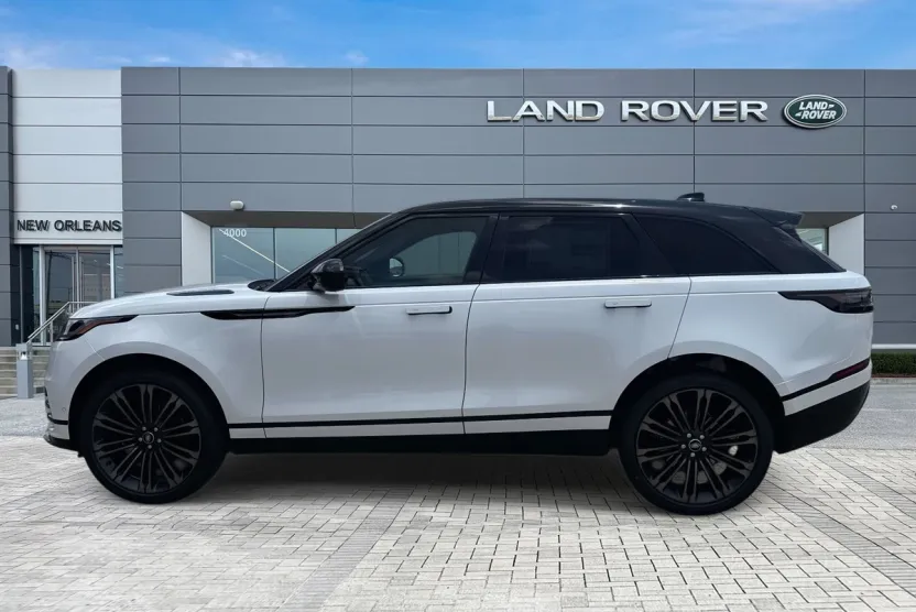 2026 Land Rover Range Rover Velar SE photo 1