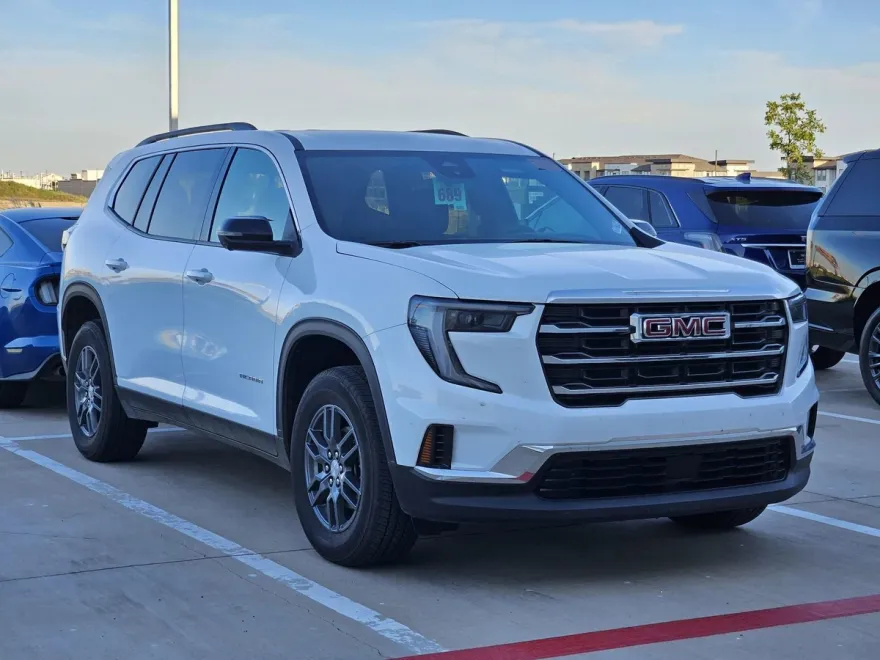 2025 Gmc Acadia Elevation photo 1