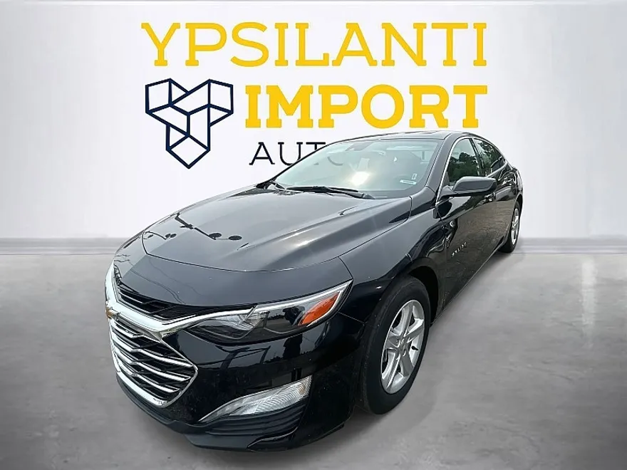 2024 Chevrolet Malibu 1LT photo 1