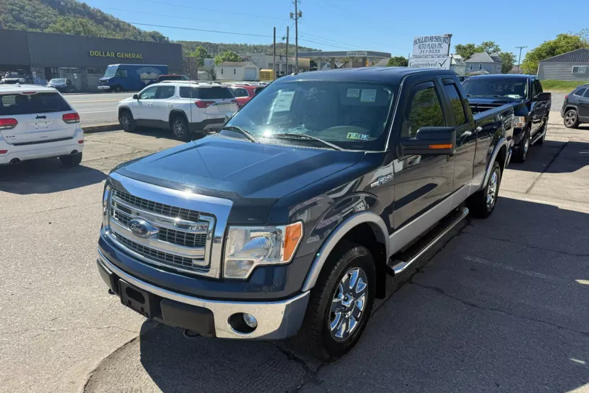 2013 Ford F-150 XLT photo 1