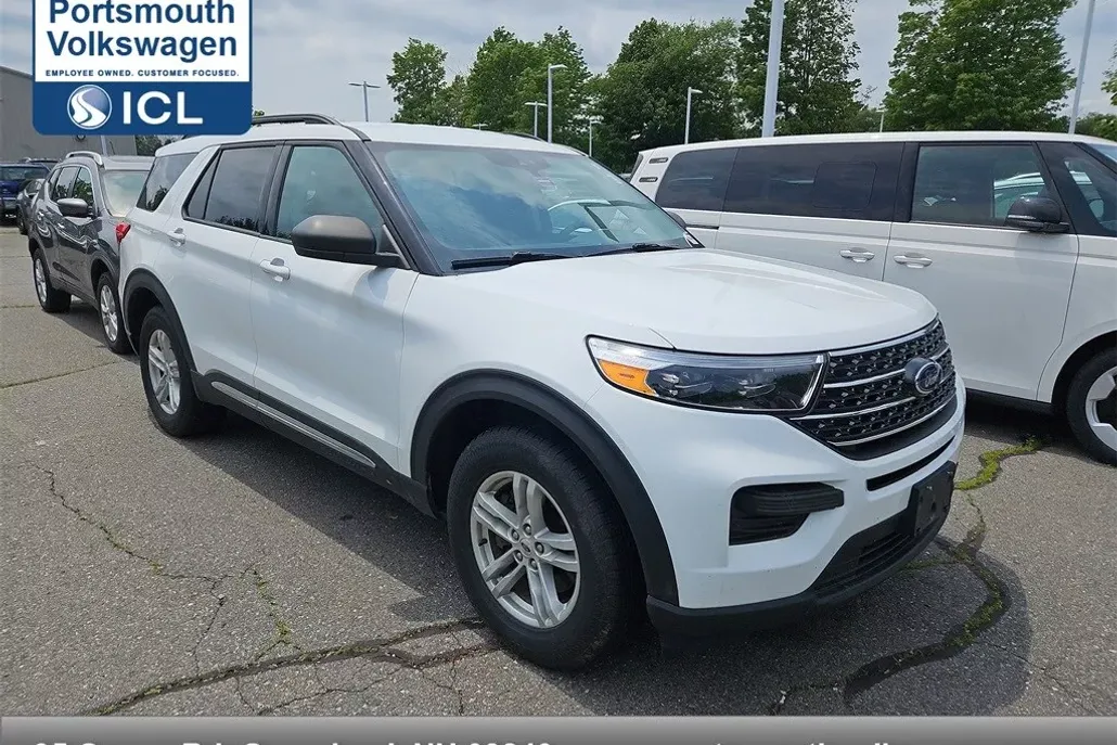 2021 Ford Explorer XLT photo 1