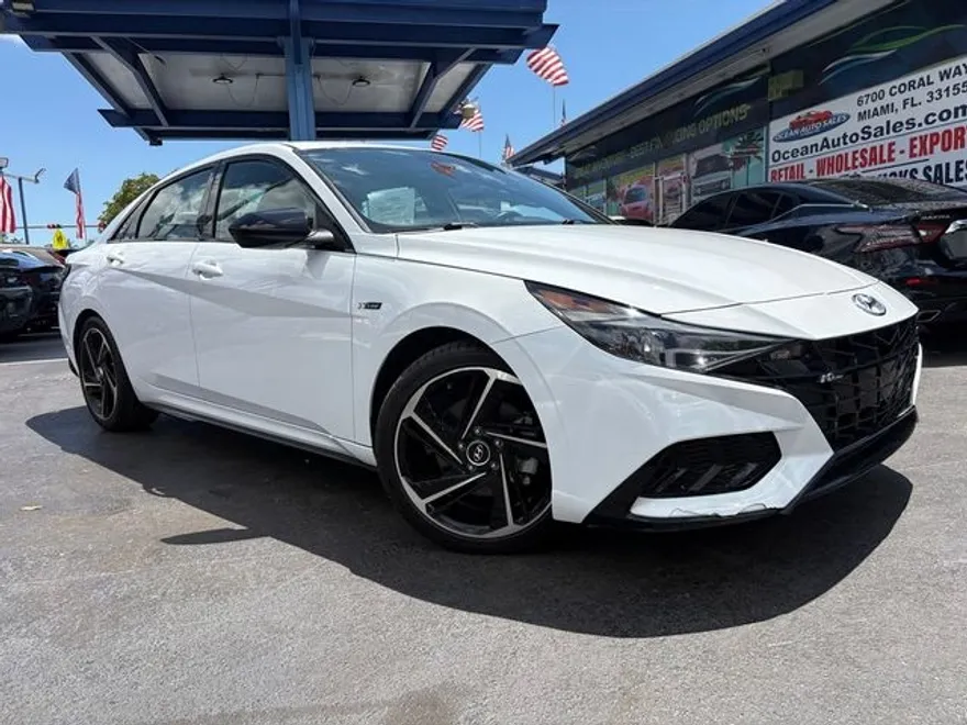 2021 Hyundai Elantra N Line photo 1